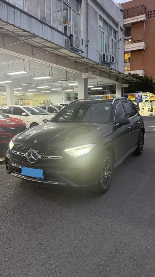 2025 Mercedes-Benz GLC Class 2.0T 204HP L4 9AT,autocango,china used car exporter,china ev exporter,chinese used car exporter,chinese used ev exporter