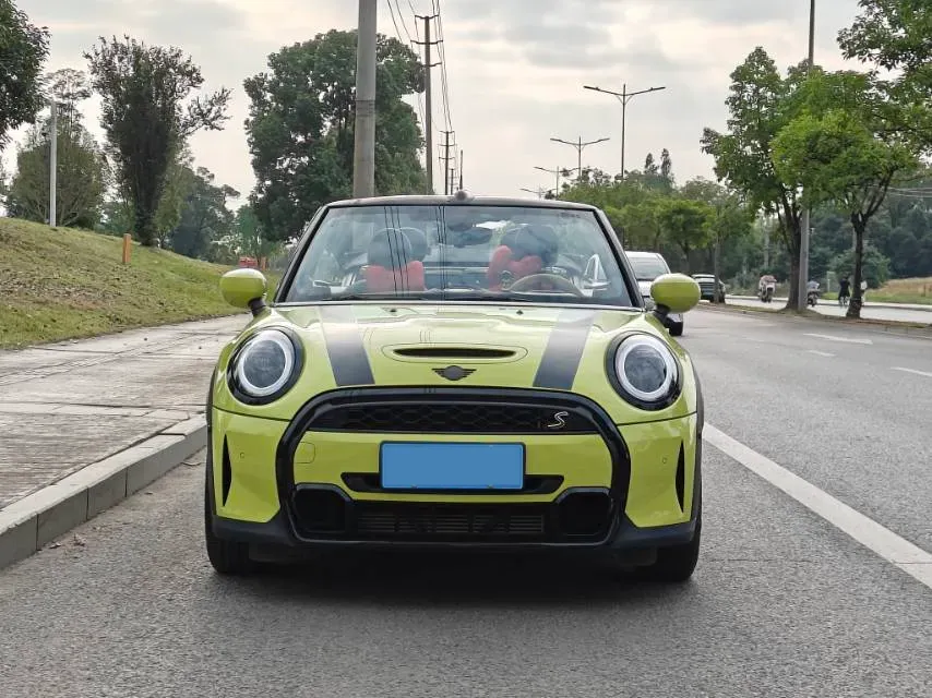 2022 MINI MINI 2.0T 192HP L4 7DCT,autocango,china used car exporter,china ev exporter,chinese used car exporter,chinese used ev exporter