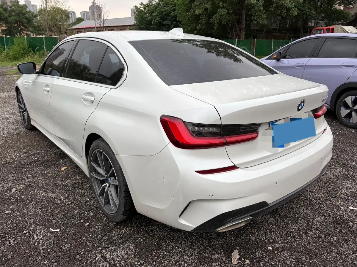 2021 BMW 3 Series 2.0T 156HP L4 8AT,autocango,china used car exporter,china ev exporter,chinese used car exporter,chinese used ev exporter