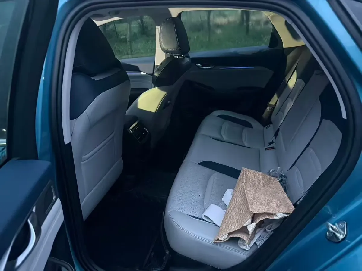2021 Geely Preface 2.0T 190HP L4 7DCT,autocango,china used car exporter,china ev exporter,chinese used car exporter,chinese used ev exporter