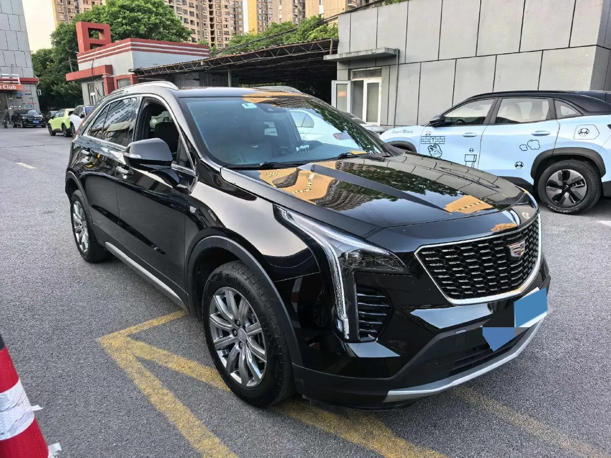 2022 Cadillac XT4 2.0T 237HP L4 9AT,autocango,china used car exporter,china ev exporter,chinese used car exporter,chinese used ev exporter