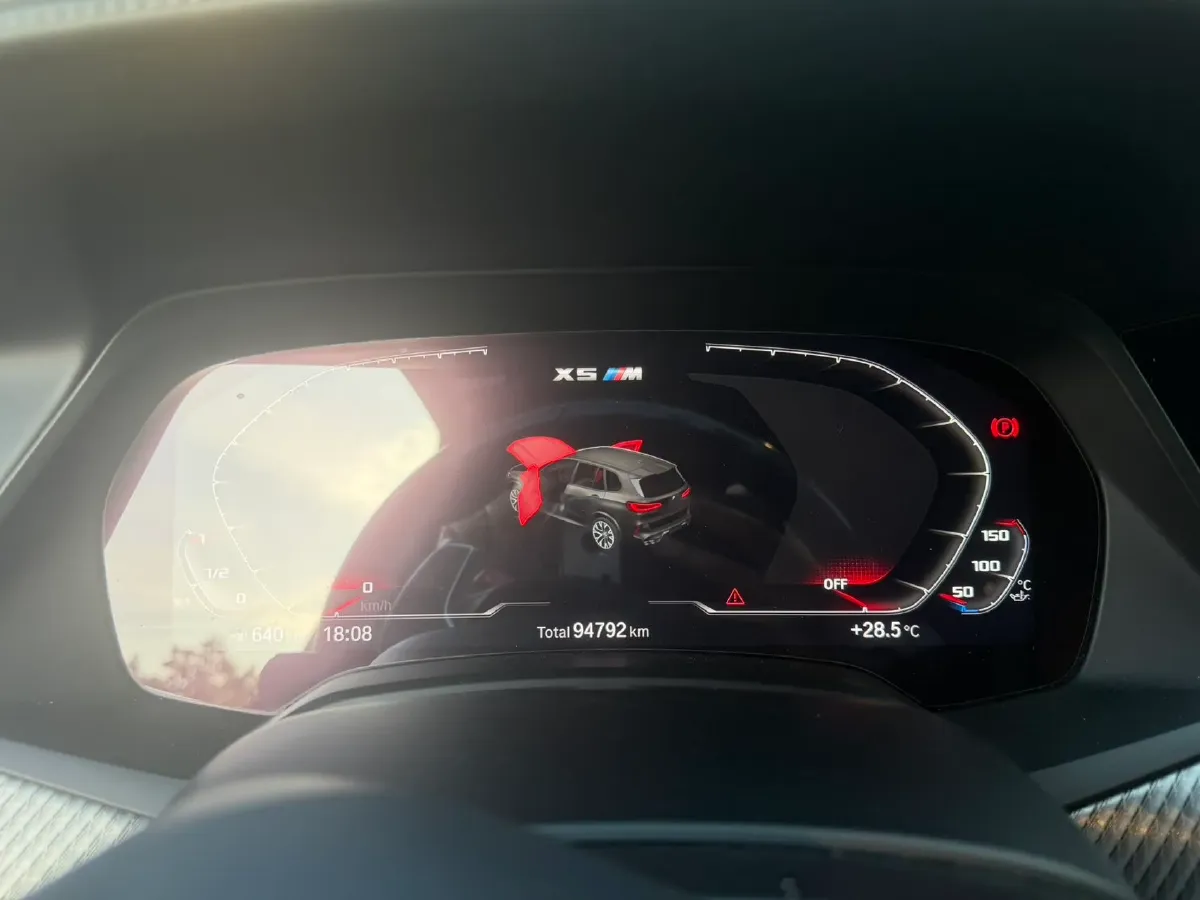 2022 BMW X5 M 4.4T 600HP V8 8AT,autocango,china used car exporter,china ev exporter,chinese used car exporter,chinese used ev exporter