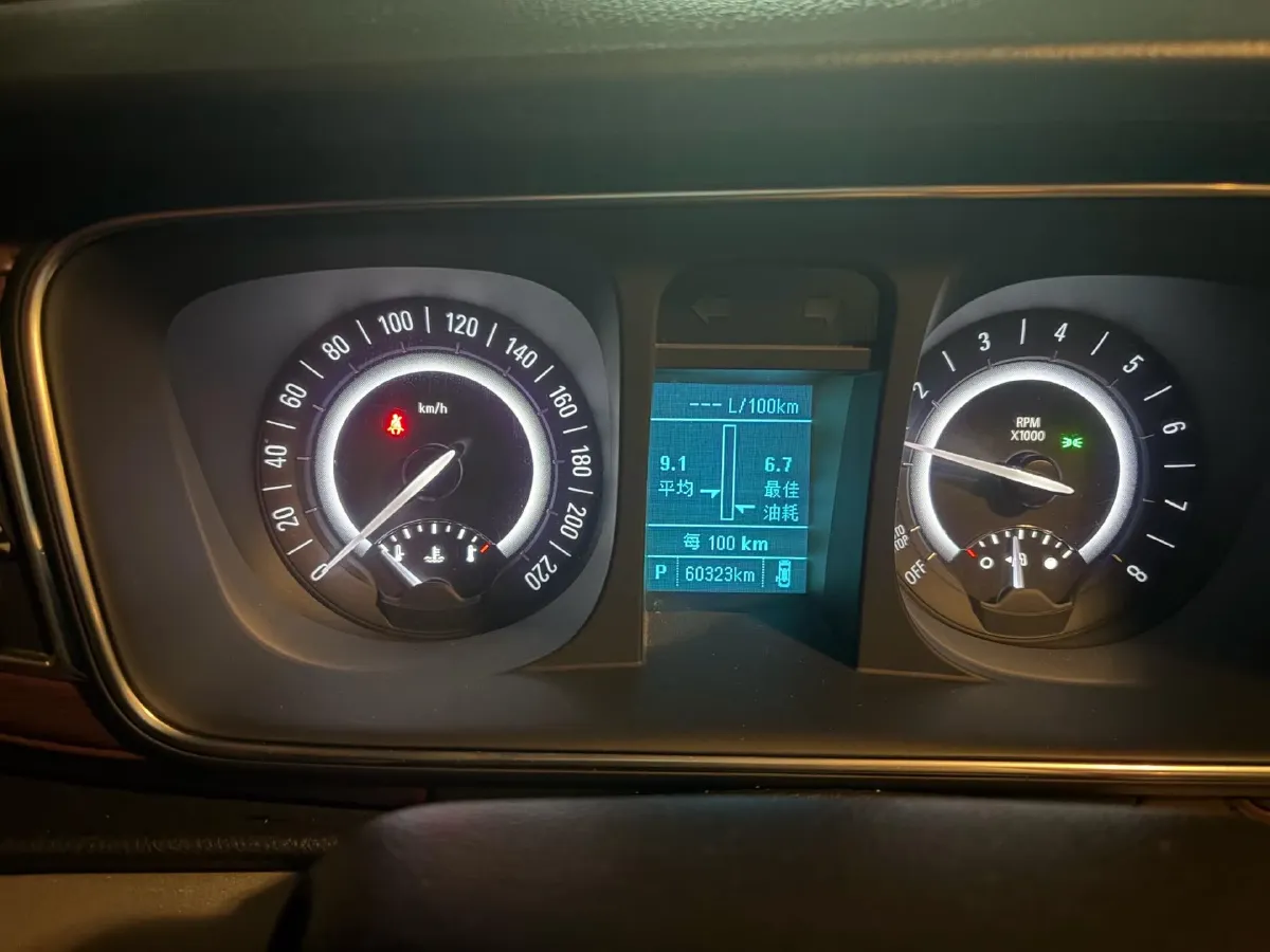 2018 Buick GL8 2.0T 260HP L4 6AT,autocango,china used car exporter,china ev exporter,chinese used car exporter,chinese used ev exporter