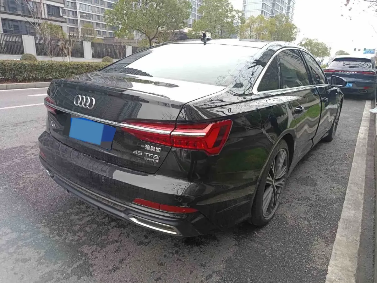 2019 Audi A6L 2.0T 224HP L4 7DCT,autocango,china used car exporter,china ev exporter,chinese used car exporter,chinese used ev exporter