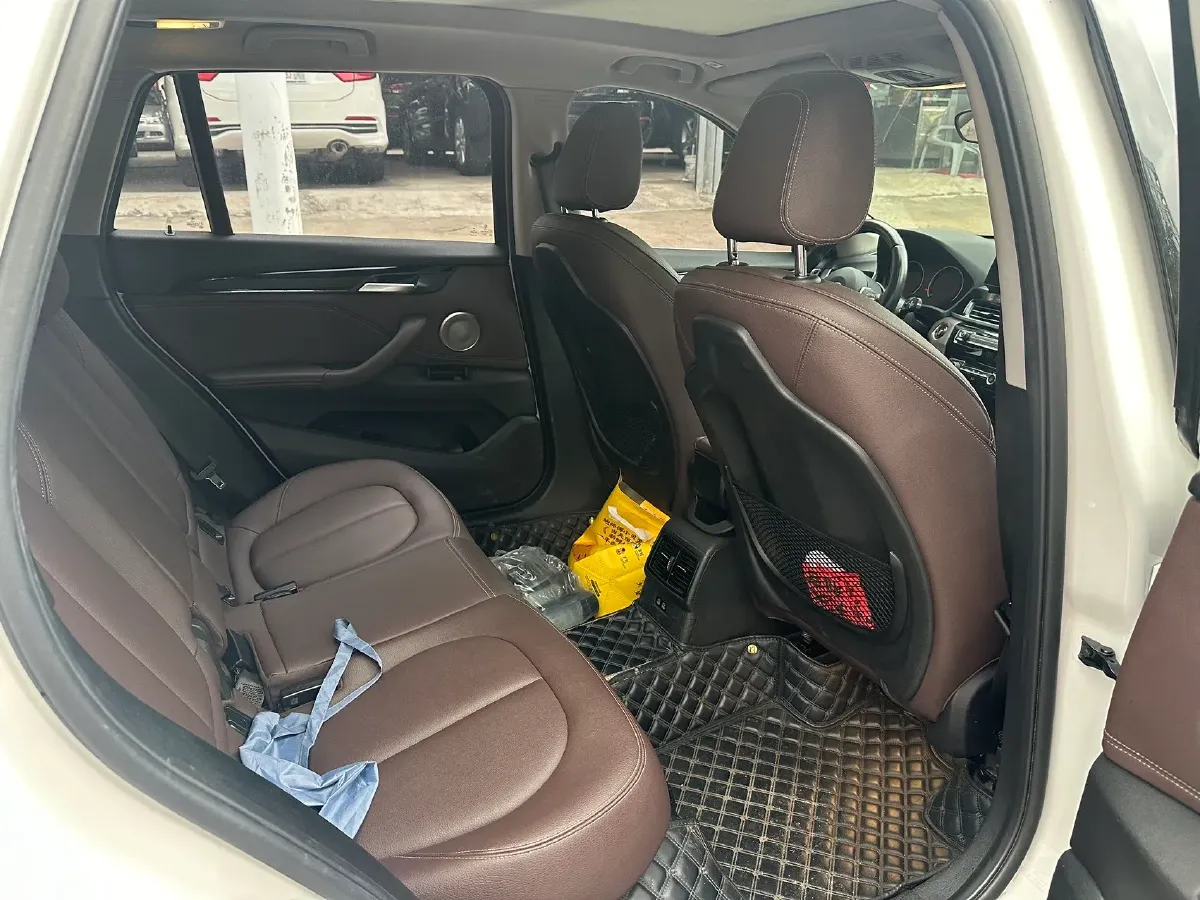 2021 BMW X1 2.0T 192HP L4 8AT,autocango,china used car exporter,china ev exporter,chinese used car exporter,chinese used ev exporter