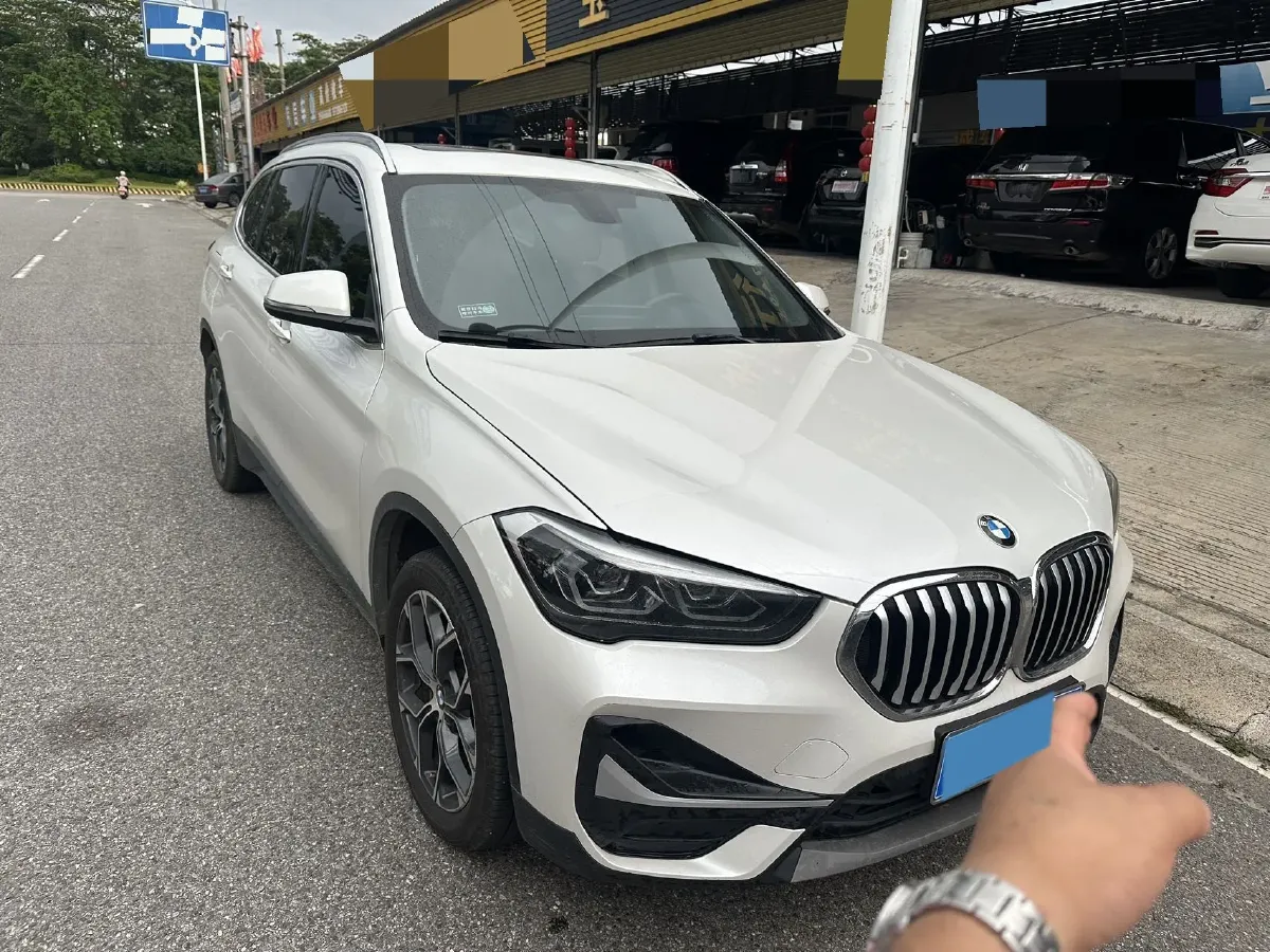 2021 BMW X1 2.0T 192HP L4 8AT,autocango,china used car exporter,china ev exporter,chinese used car exporter,chinese used ev exporter