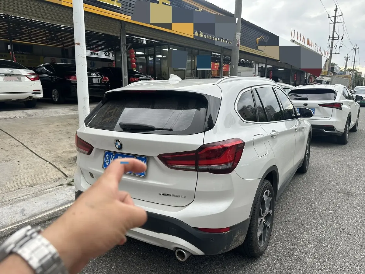 2021 BMW X1 2.0T 192HP L4 8AT,autocango,china used car exporter,china ev exporter,chinese used car exporter,chinese used ev exporter