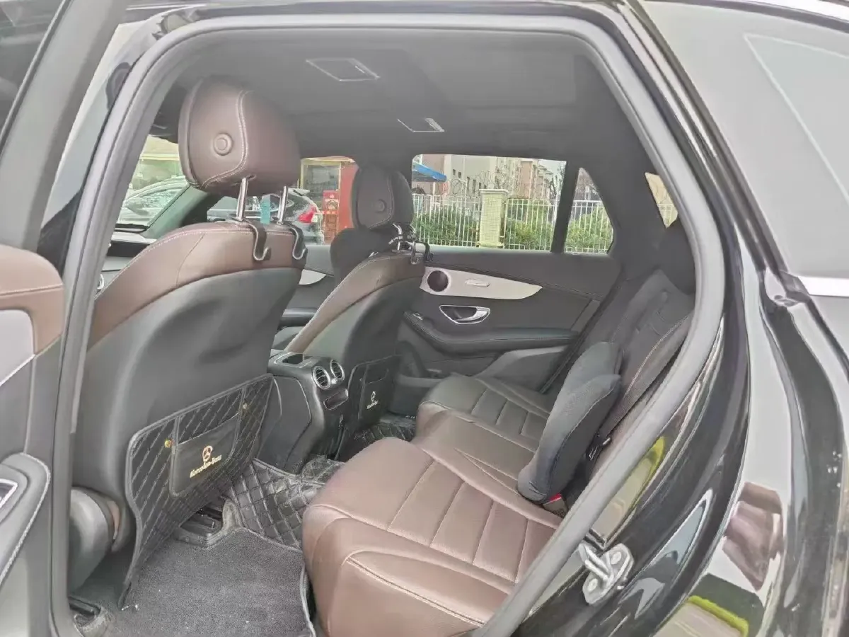 2022 Mercedes-Benz GLC Class 2.0T 197HP L4 9AT,autocango,china used car exporter,china ev exporter,chinese used car exporter,chinese used ev exporter