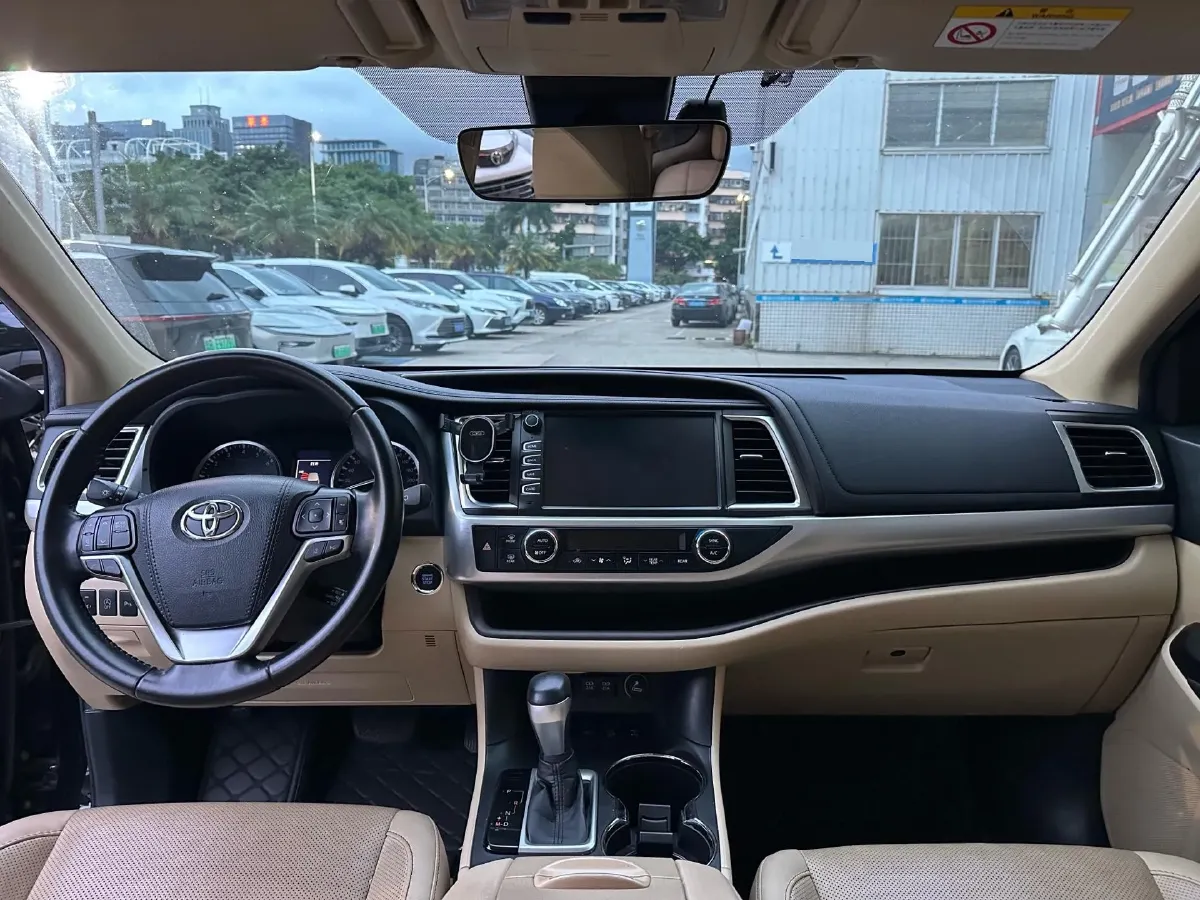 2018 Toyota Highlander 2.0T 220HP L4 6AT,autocango,china used car exporter,china ev exporter,chinese used car exporter,chinese used ev exporter