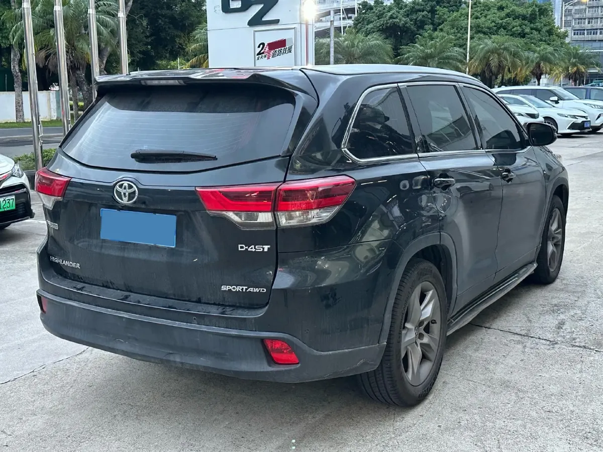 2018 Toyota Highlander 2.0T 220HP L4 6AT,autocango,china used car exporter,china ev exporter,chinese used car exporter,chinese used ev exporter
