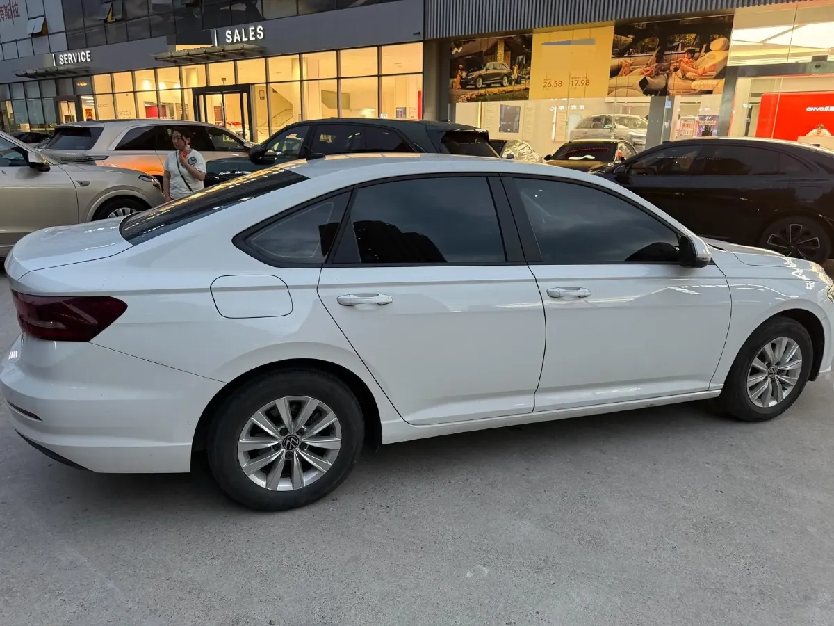 2021 Volkswagen Lavida 1.5L 113HP L4 6AT,autocango,china used car exporter,china ev exporter,chinese used car exporter,chinese used ev exporter