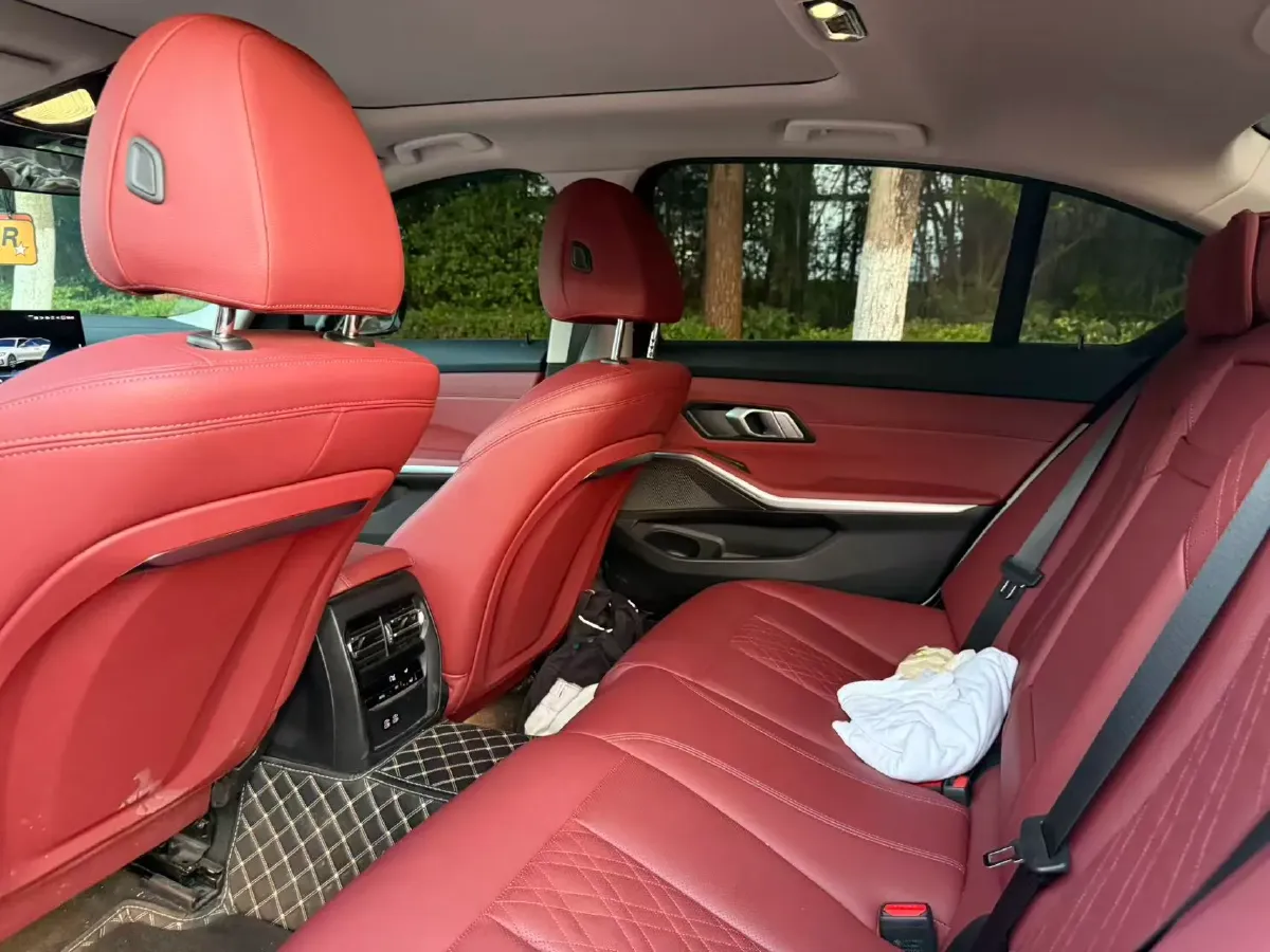 2025 BMW 3 Series 2.0T 184HP L4 8AT,autocango,china used car exporter,china ev exporter,chinese used car exporter,chinese used ev exporter