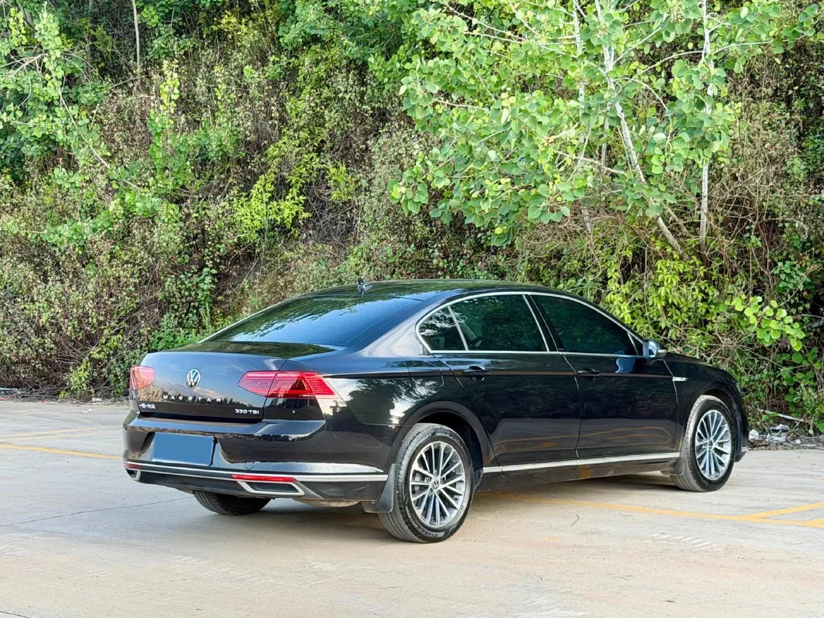 2020 Volkswagen Magotan 2.0T 186HP L4 7DCT,autocango,china used car exporter,china ev exporter,chinese used car exporter,chinese used ev exporter