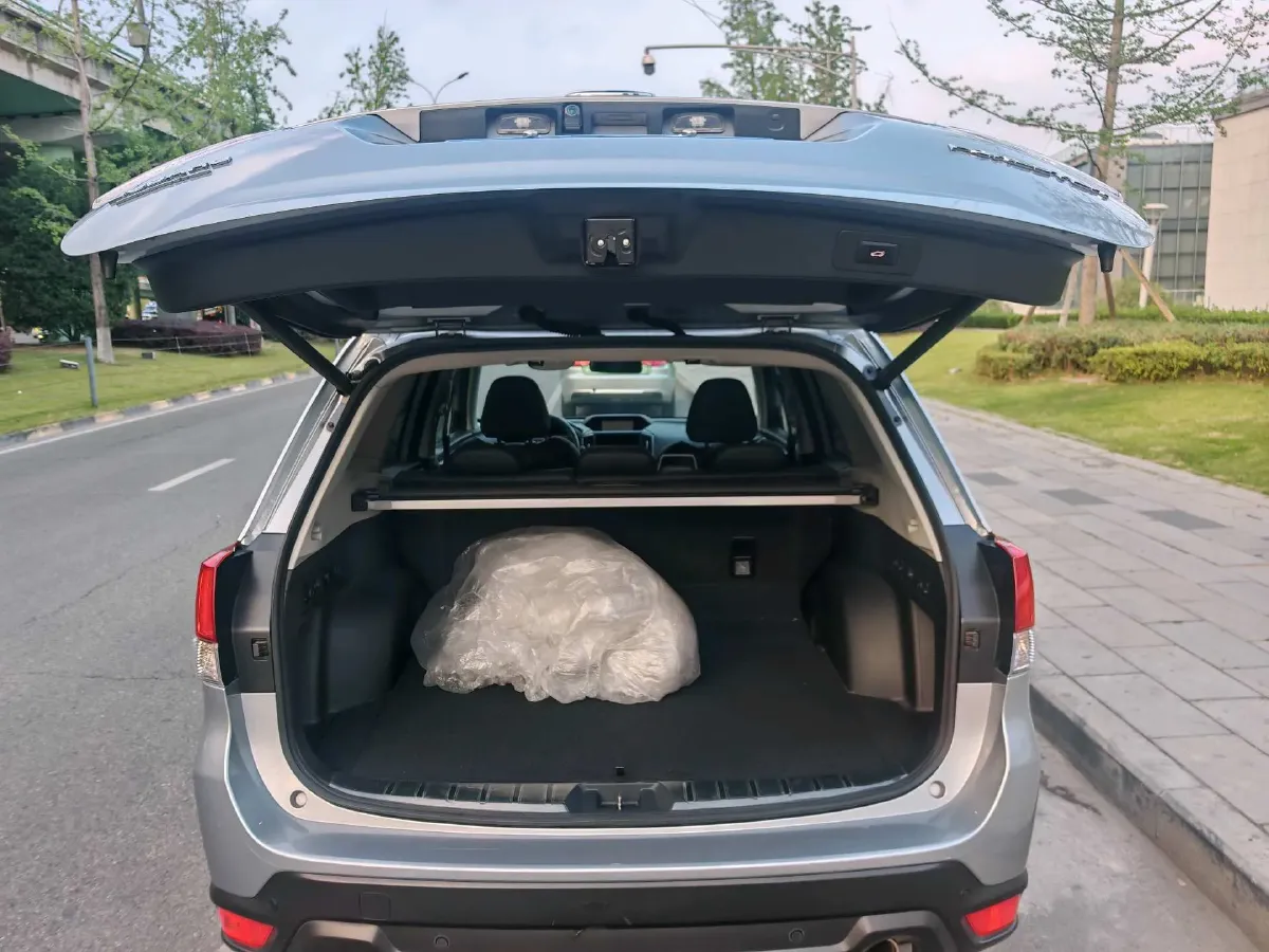 2022 Subaru Forester 2.0L 154HP H4 CVT,autocango,china used car exporter,china ev exporter,chinese used car exporter,chinese used ev exporter