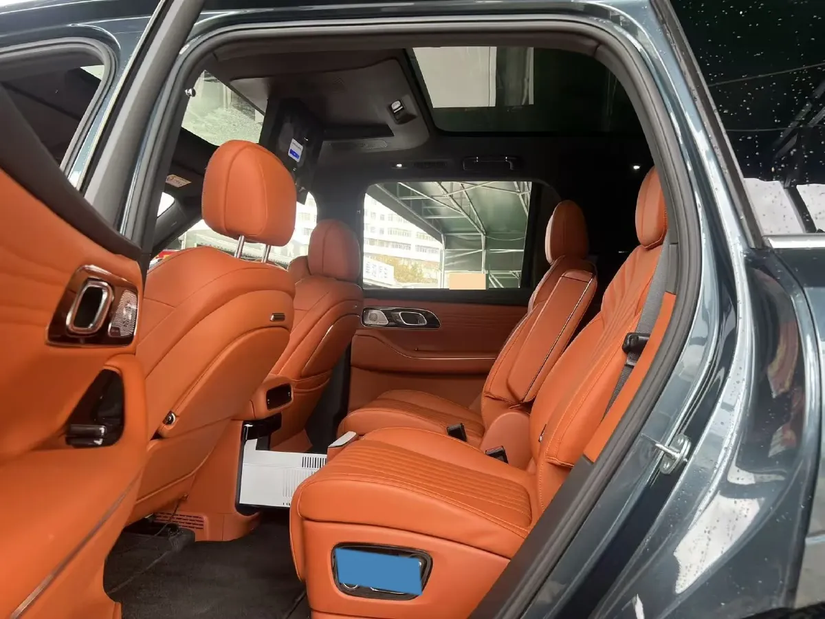 2025 Volkswagen Tiguan L 2.0T 220HP L4 7DCT,autocango,china used car exporter,china ev exporter,chinese used car exporter,chinese used ev exporter
