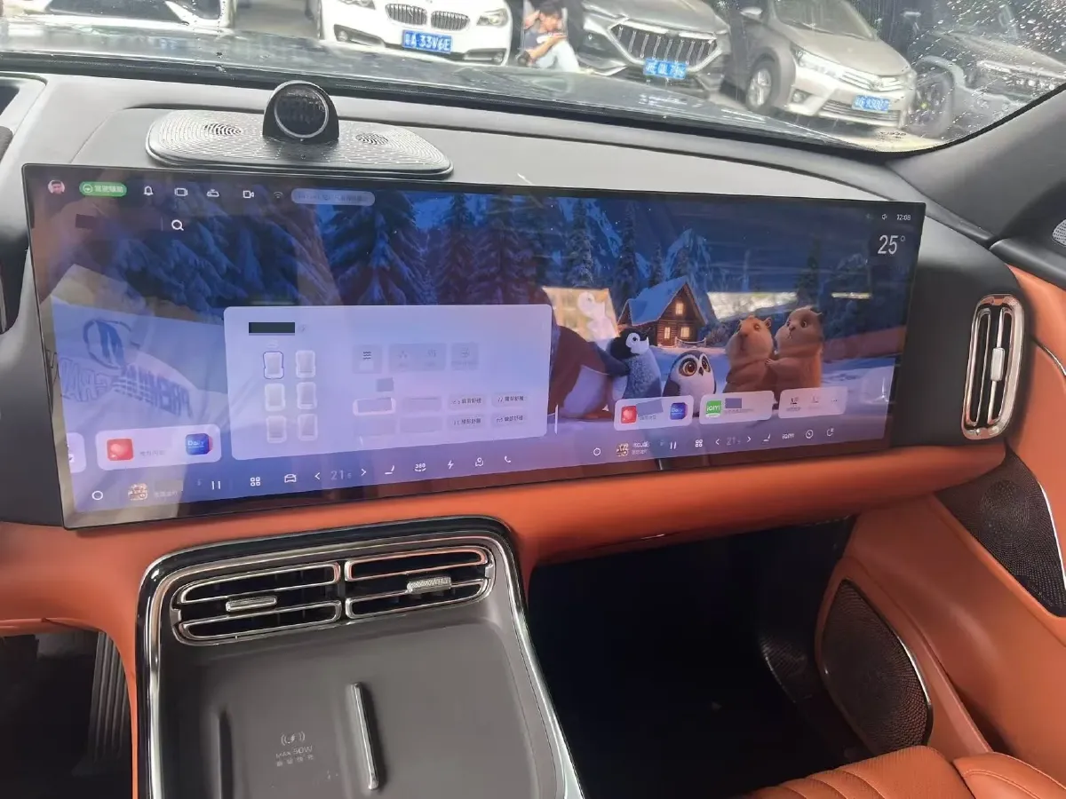 2025 Volkswagen Tiguan L 2.0T 220HP L4 7DCT,autocango,china used car exporter,china ev exporter,chinese used car exporter,chinese used ev exporter