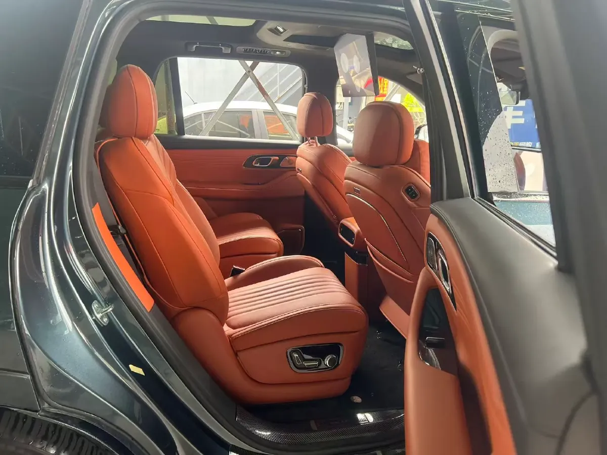 2025 Volkswagen Tiguan L 2.0T 220HP L4 7DCT,autocango,china used car exporter,china ev exporter,chinese used car exporter,chinese used ev exporter