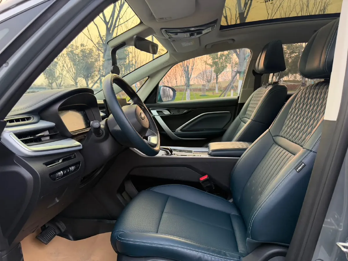 2023 Geely JiaJi 1.5T 181HP L4 7DCT,autocango,china used car exporter,china ev exporter,chinese used car exporter,chinese used ev exporter