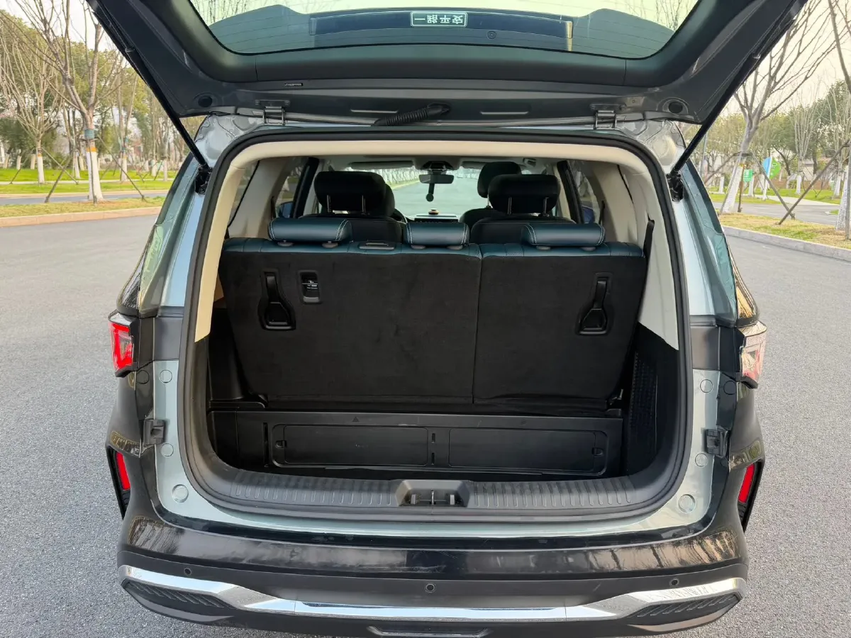 2023 Geely JiaJi 1.5T 181HP L4 7DCT,autocango,china used car exporter,china ev exporter,chinese used car exporter,chinese used ev exporter