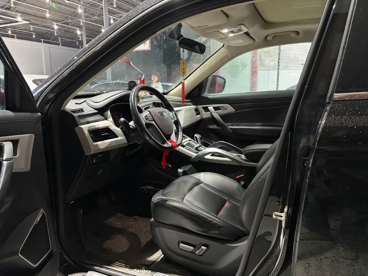 2020 Roewe i6 1.5T 169HP L4 7DCT,autocango,china used car exporter,china ev exporter,chinese used car exporter,chinese used ev exporter