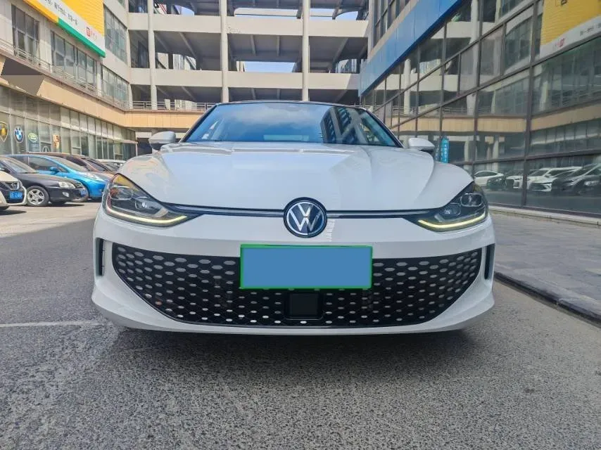 2023 Volkswagen Lamando 1.4T 150HP L4 7DCT,autocango,china used car exporter,china ev exporter,chinese used car exporter,chinese used ev exporter
