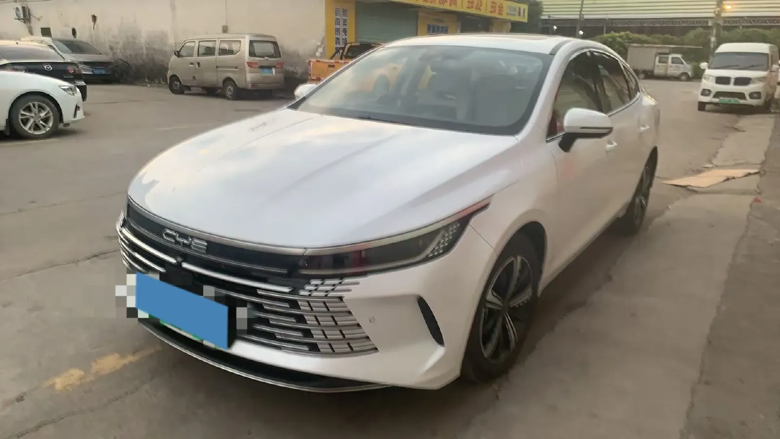 2022 Foton Grand General G7 2.0T 163HP L4 8AT,autocango,china used car exporter,china ev exporter,chinese used car exporter,chinese used ev exporter