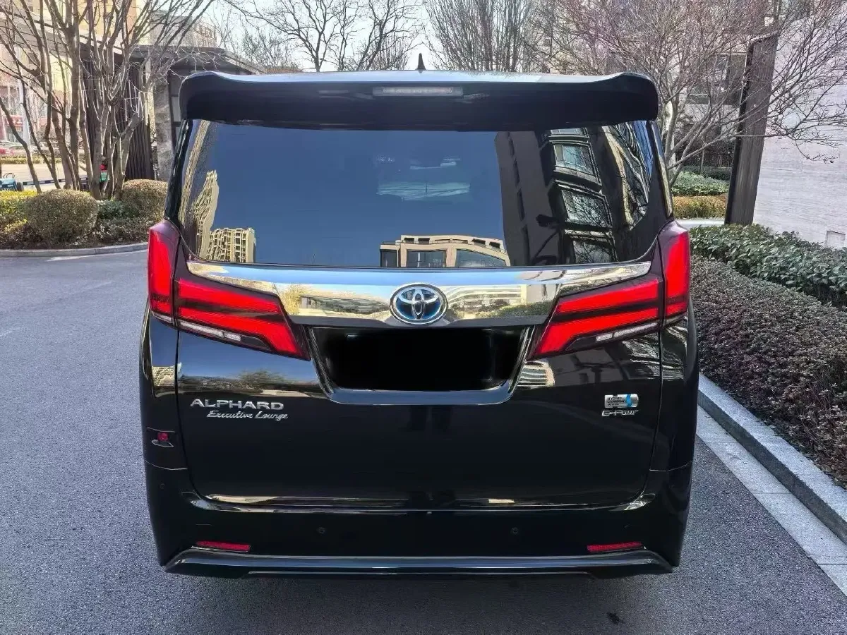 2023 Toyota Alphard 2.5L 117HP L4 E-CVT Hybrid,autocango,china used car exporter,china ev exporter,chinese used car exporter,chinese used ev exporter