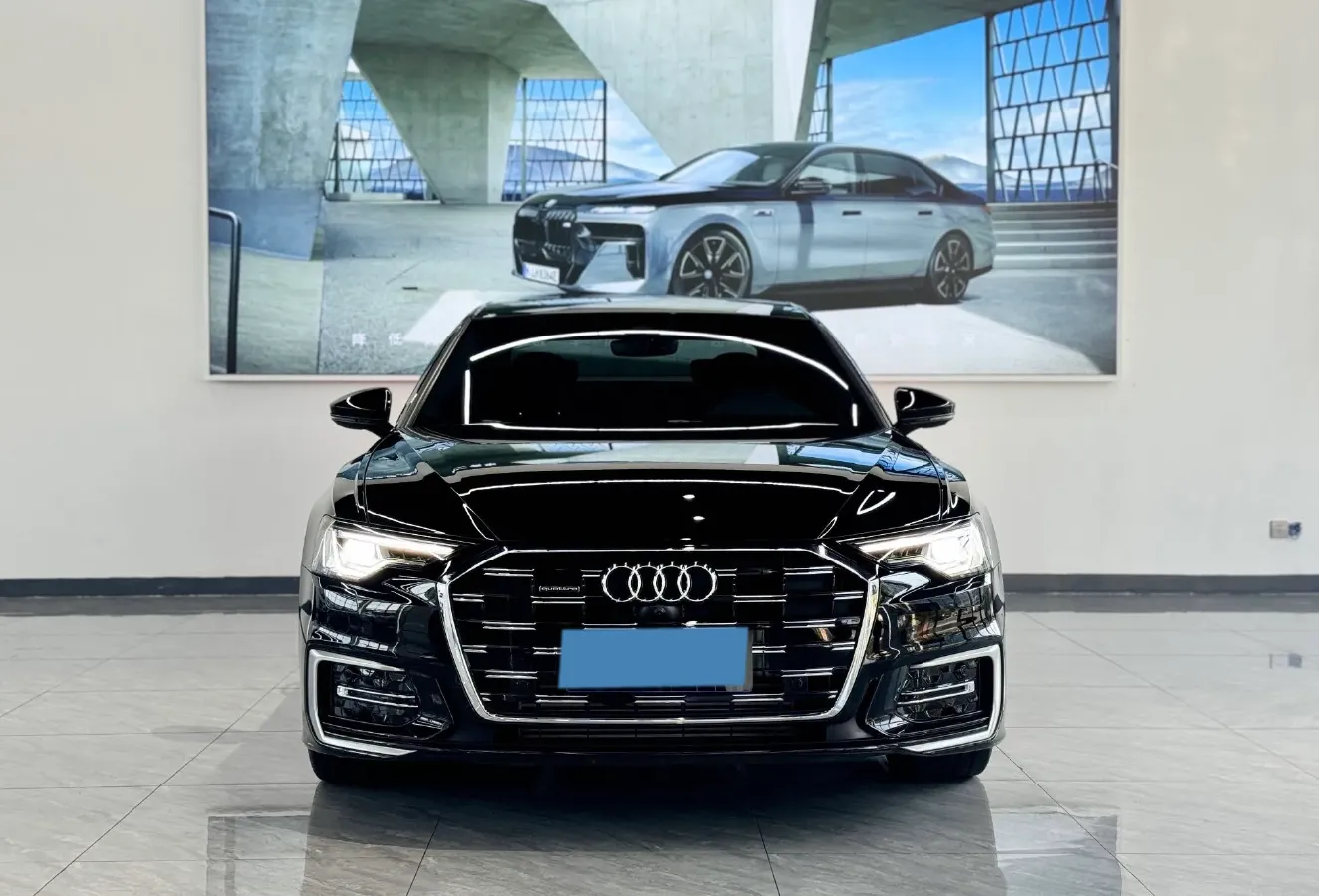 2024 Audi A6L 2.0T 245HP L4 7DCT,autocango,china used car exporter,china ev exporter,chinese used car exporter,chinese used ev exporter