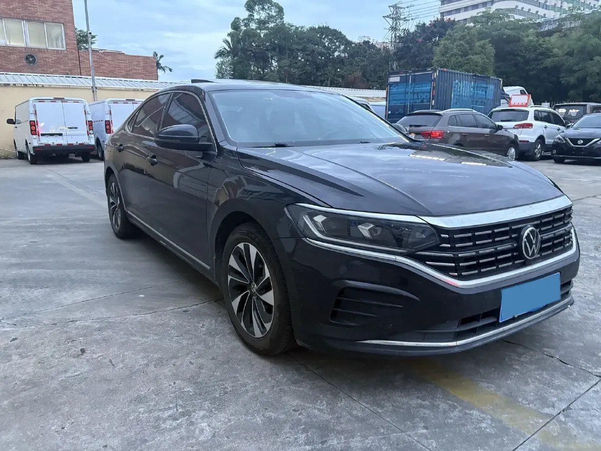 2021 Volkswagen Passat 2.0T 186HP L4 7DCT,autocango,china used car exporter,china ev exporter,chinese used car exporter,chinese used ev exporter