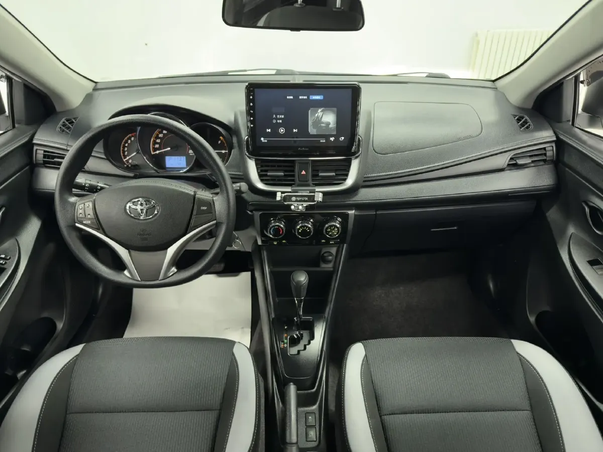 2021 Toyota Yaris L 1.5L 112HP L4 CVT,autocango,china used car exporter,china ev exporter,chinese used car exporter,chinese used ev exporter