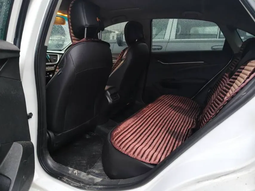 2021 Buick Excelle 1.5L 113HP L4 6AT,autocango,china used car exporter,china ev exporter,chinese used car exporter,chinese used ev exporter