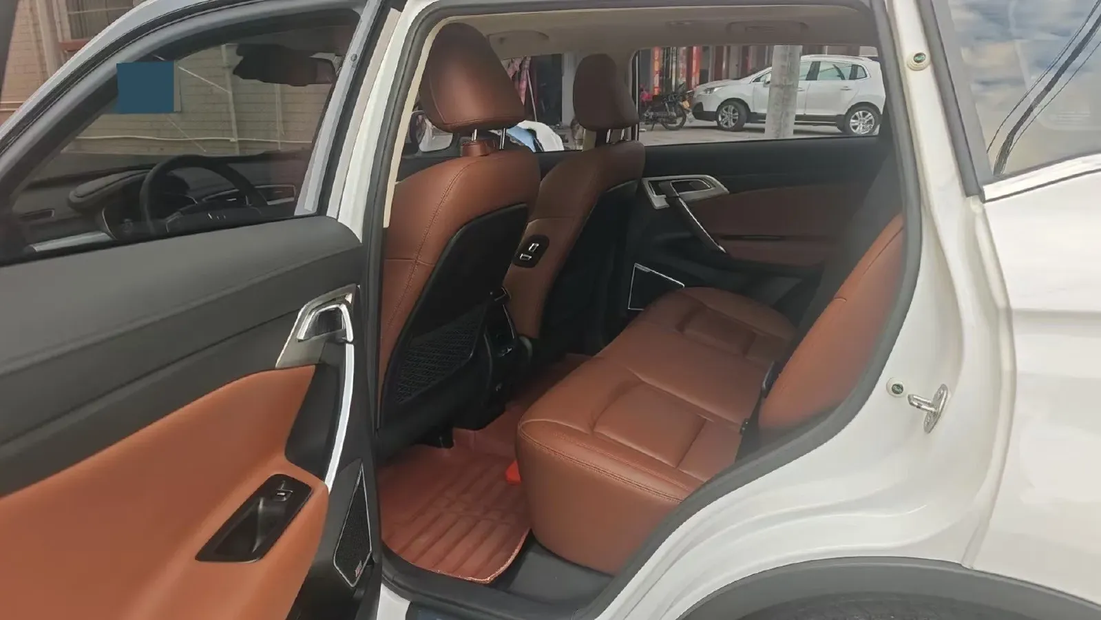 2018 Geely Azkarra 1.8T 184HP L4 6AT,autocango,china used car exporter,china ev exporter,chinese used car exporter,chinese used ev exporter