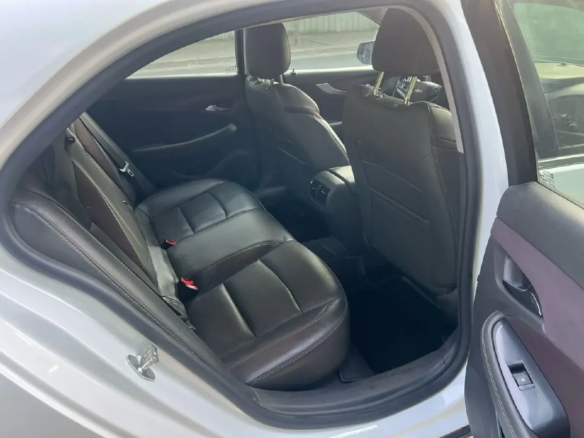 2018 Chevrolet Malibu 1.5T 170HP L4 6AT,autocango,china used car exporter,china ev exporter,chinese used car exporter,chinese used ev exporter