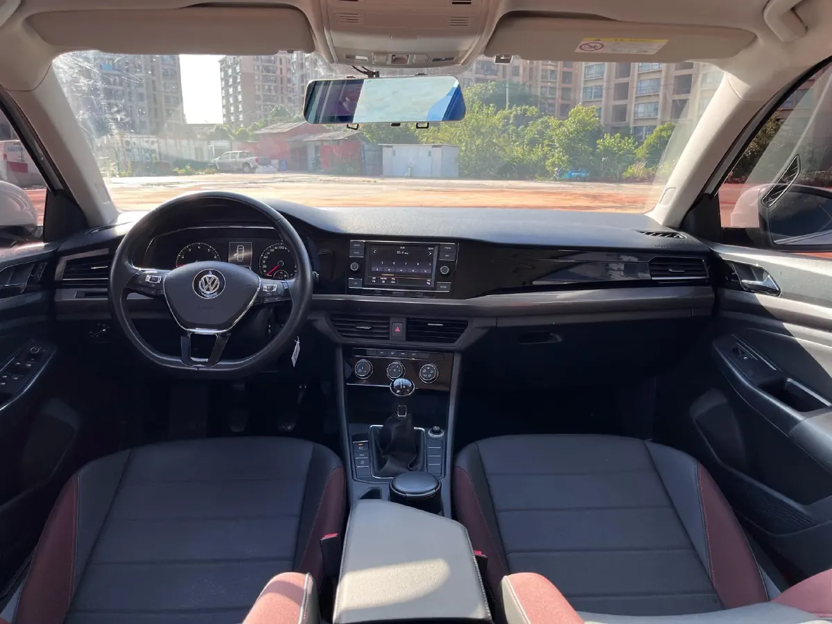 2019 Dongfeng RuiQi 6 2.4L 158HP L4 5MT,autocango,china used car exporter,china ev exporter,chinese used car exporter,chinese used ev exporter