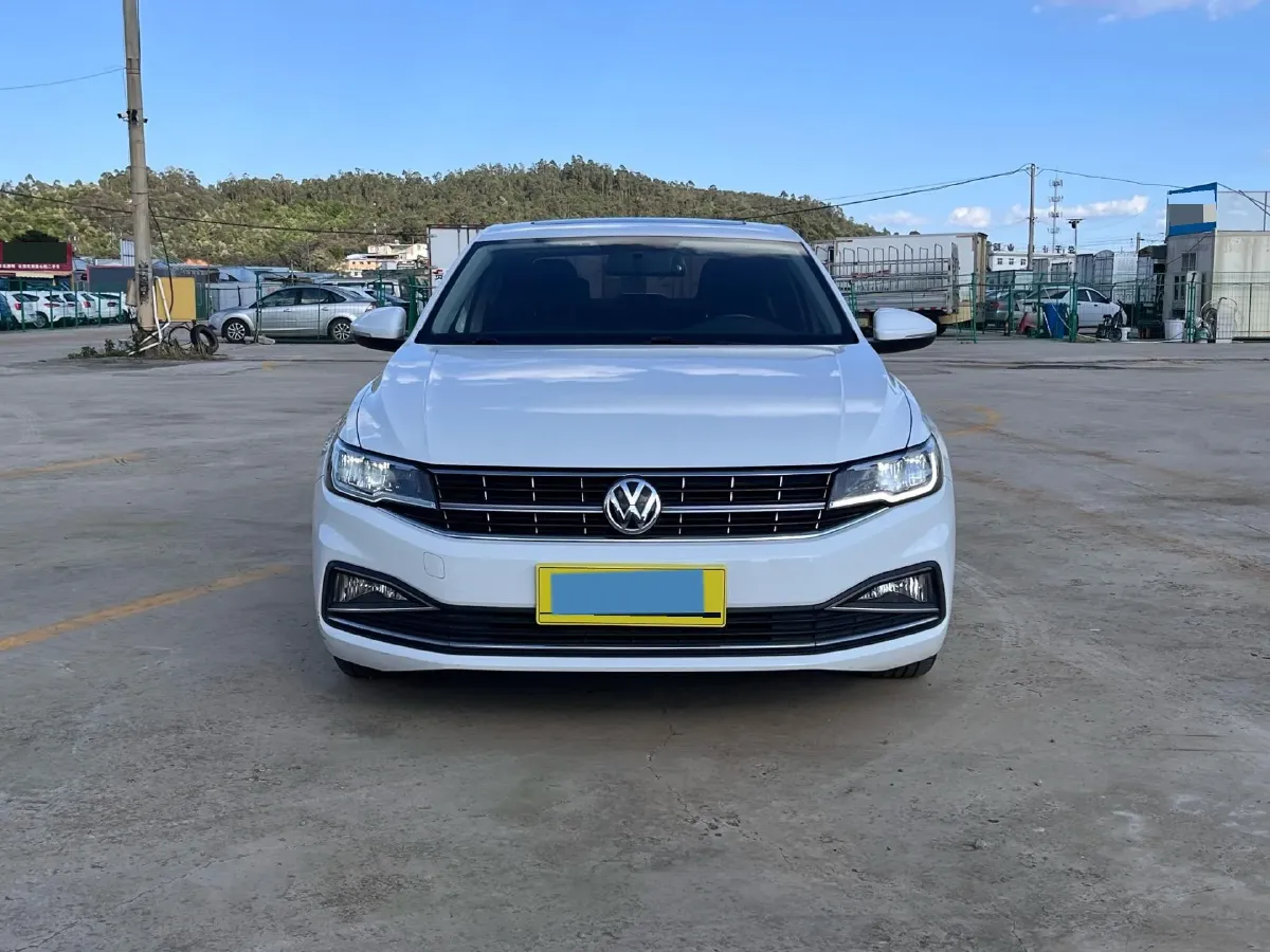 2019 Dongfeng RuiQi 6 2.4L 158HP L4 5MT,autocango,china used car exporter,china ev exporter,chinese used car exporter,chinese used ev exporter