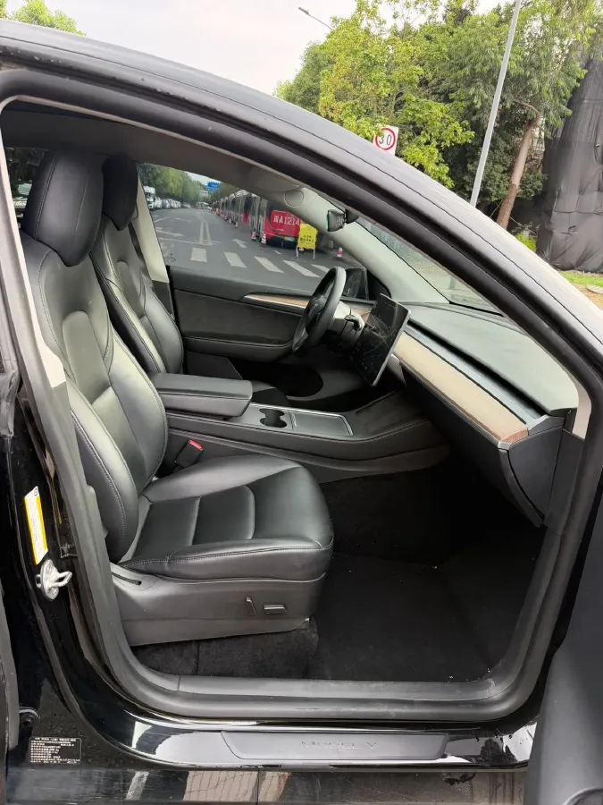 2021 Tesla Model Y BEV 60KWH,autocango,china used car exporter,china ev exporter,chinese used car exporter,chinese used ev exporter