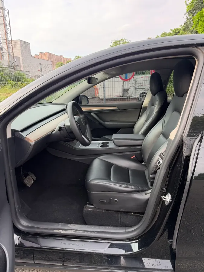 2021 Tesla Model Y BEV 60KWH,autocango,china used car exporter,china ev exporter,chinese used car exporter,chinese used ev exporter