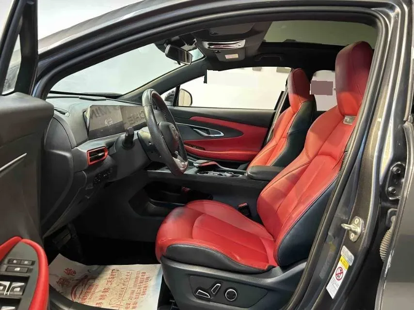 2020 ChangAn UNI-T 1.5T 180HP L4 7DCT,autocango,china used car exporter,china ev exporter,chinese used car exporter,chinese used ev exporter
