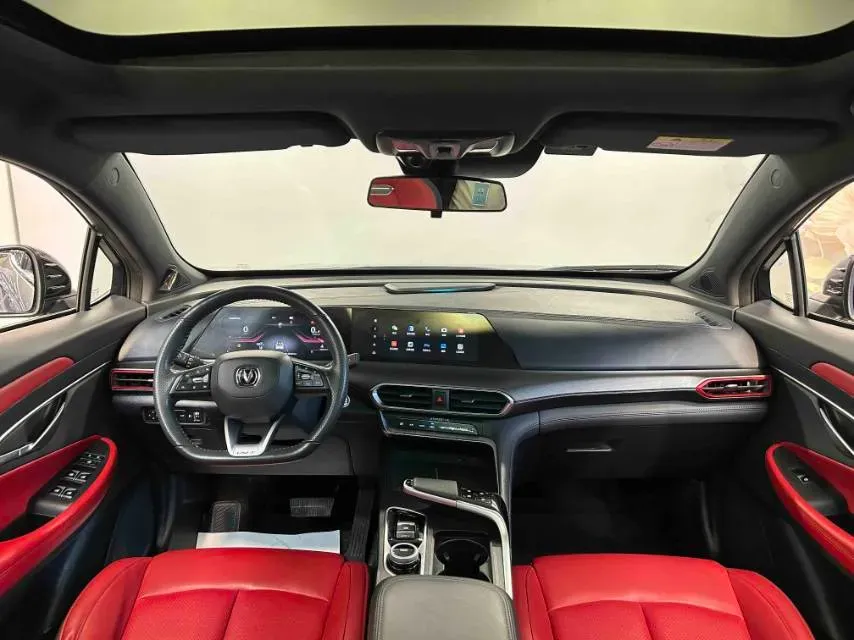 2020 ChangAn UNI-T 1.5T 180HP L4 7DCT,autocango,china used car exporter,china ev exporter,chinese used car exporter,chinese used ev exporter