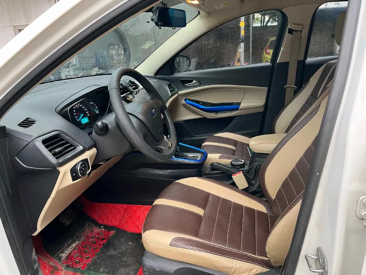 2017 Ford Escort 1.5L 113HP L4 6AT,autocango,china used car exporter,china ev exporter,chinese used car exporter,chinese used ev exporter