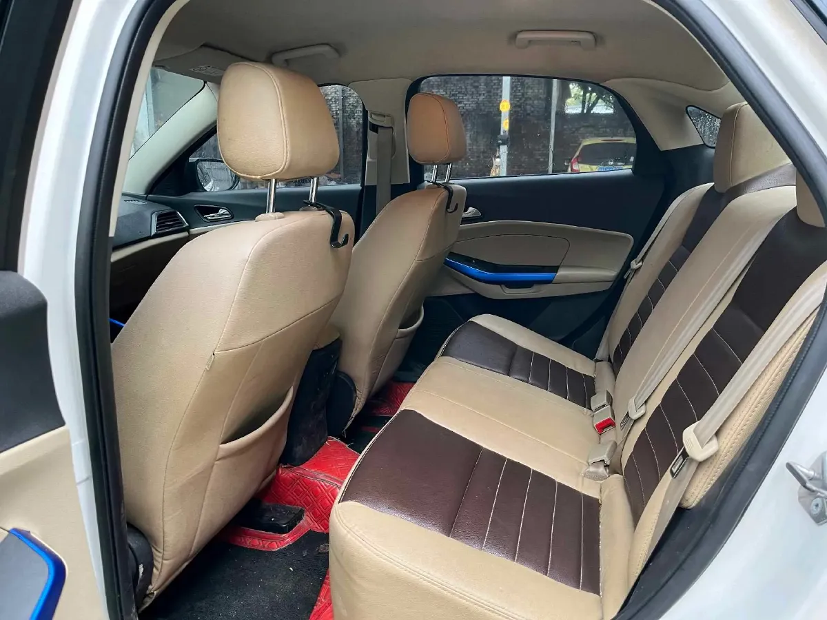 2017 Ford Escort 1.5L 113HP L4 6AT,autocango,china used car exporter,china ev exporter,chinese used car exporter,chinese used ev exporter