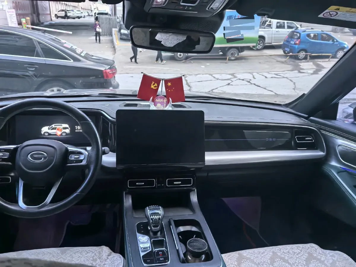 2022 GAC Trumpchi GS8 2.0T 252HP L4 8AT,autocango,china used car exporter,china ev exporter,chinese used car exporter,chinese used ev exporter