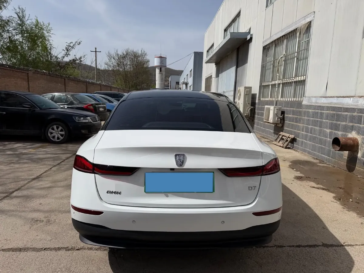 2023 Roewe D7 1.5L 112HP L4 1DHT PHEV 21.4KWH,autocango,china used car exporter,china ev exporter,chinese used car exporter,chinese used ev exporter