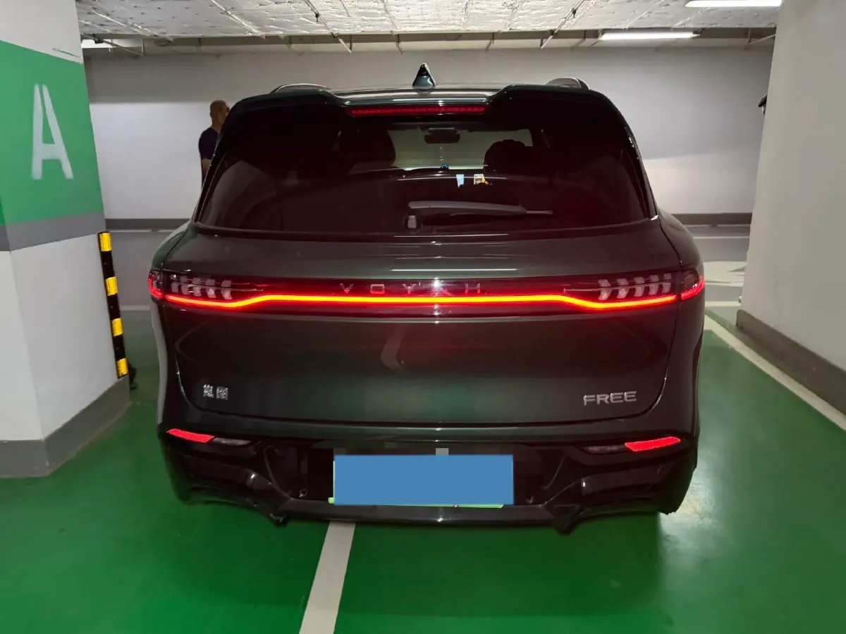 2025 Voyah FREE 1.5T 150HP L4 REEV 43KWH,autocango,china used car exporter,china ev exporter,chinese used car exporter,chinese used ev exporter