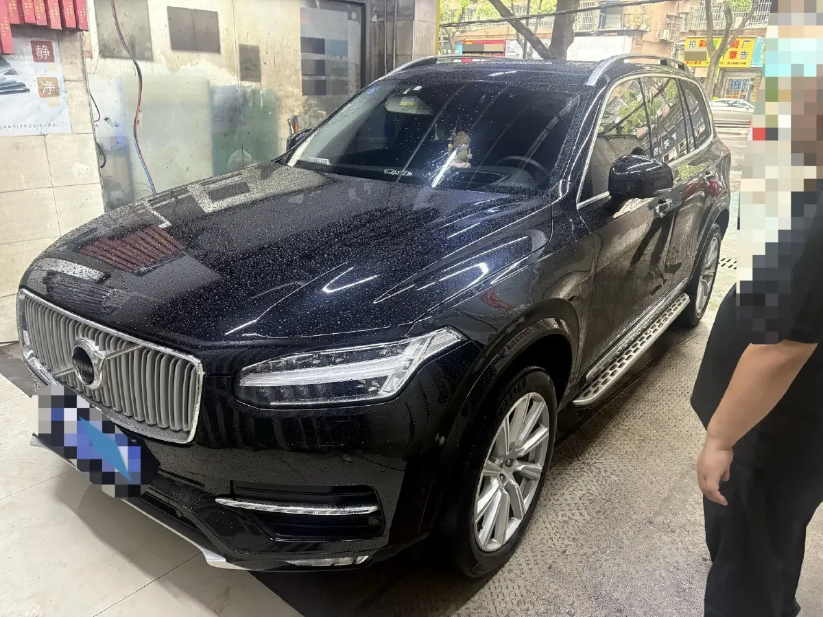 2018 Volvo XC90 2.0T 320HP L4 8AT,autocango,china used car exporter,china ev exporter,chinese used car exporter,chinese used ev exporter