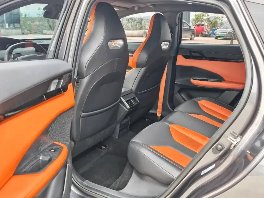 2023 ChangAn UNI-V 1.5T 188HP L4 7DCT,autocango,china used car exporter,china ev exporter,chinese used car exporter,chinese used ev exporter