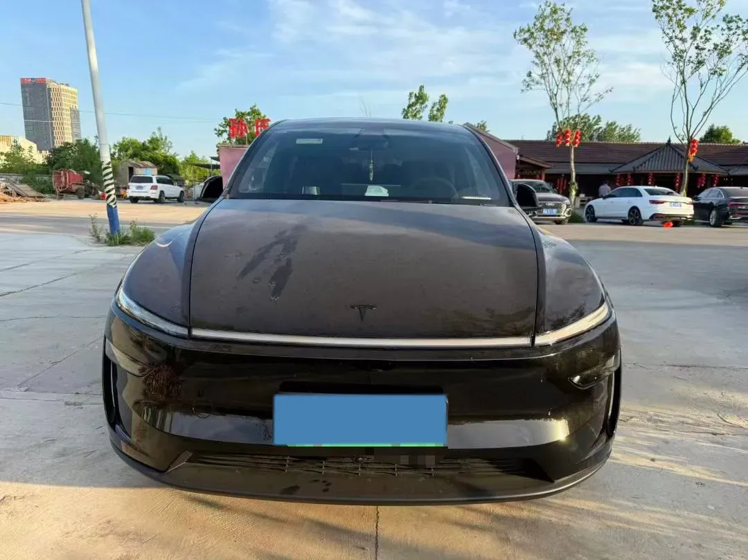 2025 Tesla Model Y L BEV,autocango,china used car exporter,china ev exporter,chinese used car exporter,chinese used ev exporter