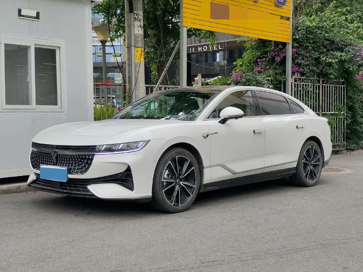2024 Voyah ZhuiGuang 1.5T 136HP L4 PHEV 43KWH,autocango,china used car exporter,china ev exporter,chinese used car exporter,chinese used ev exporter
