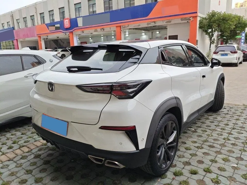 2020 ChangAn UNI-T 1.5T 180HP L4 7DCT,autocango,china used car exporter,china ev exporter,chinese used car exporter,chinese used ev exporter