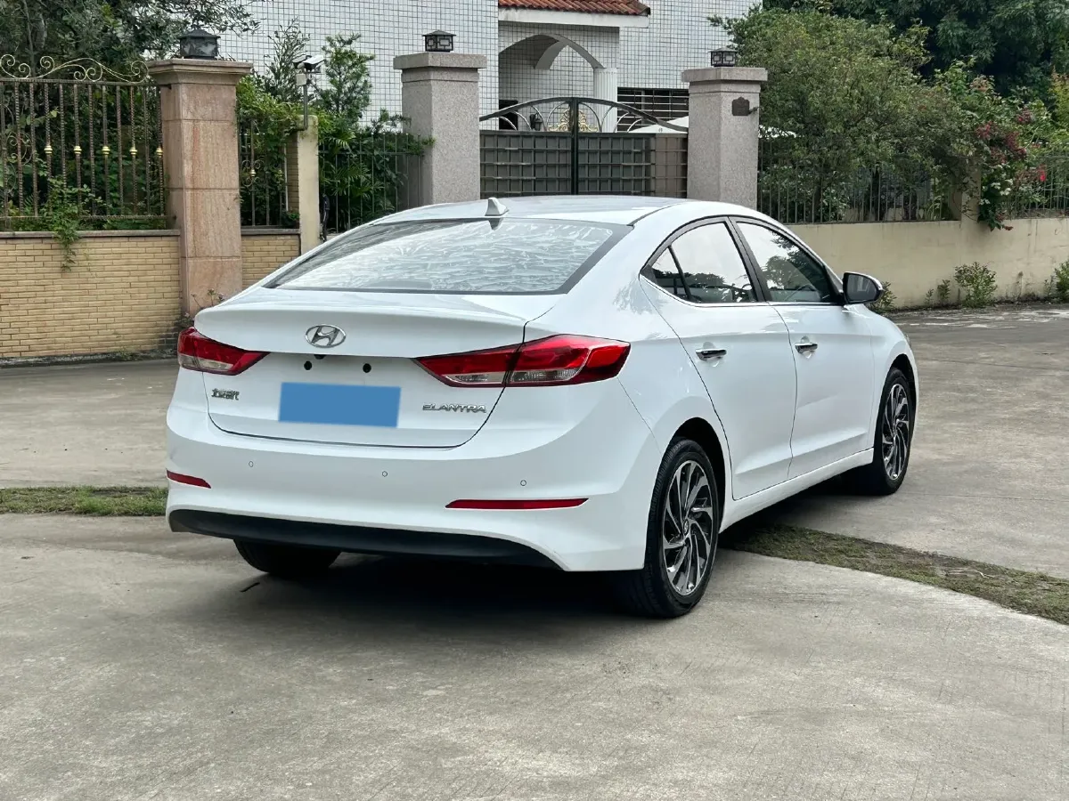 2020 Hyundai Elantra 1.5L 115HP L4 CVT,autocango,china used car exporter,china ev exporter,chinese used car exporter,chinese used ev exporter
